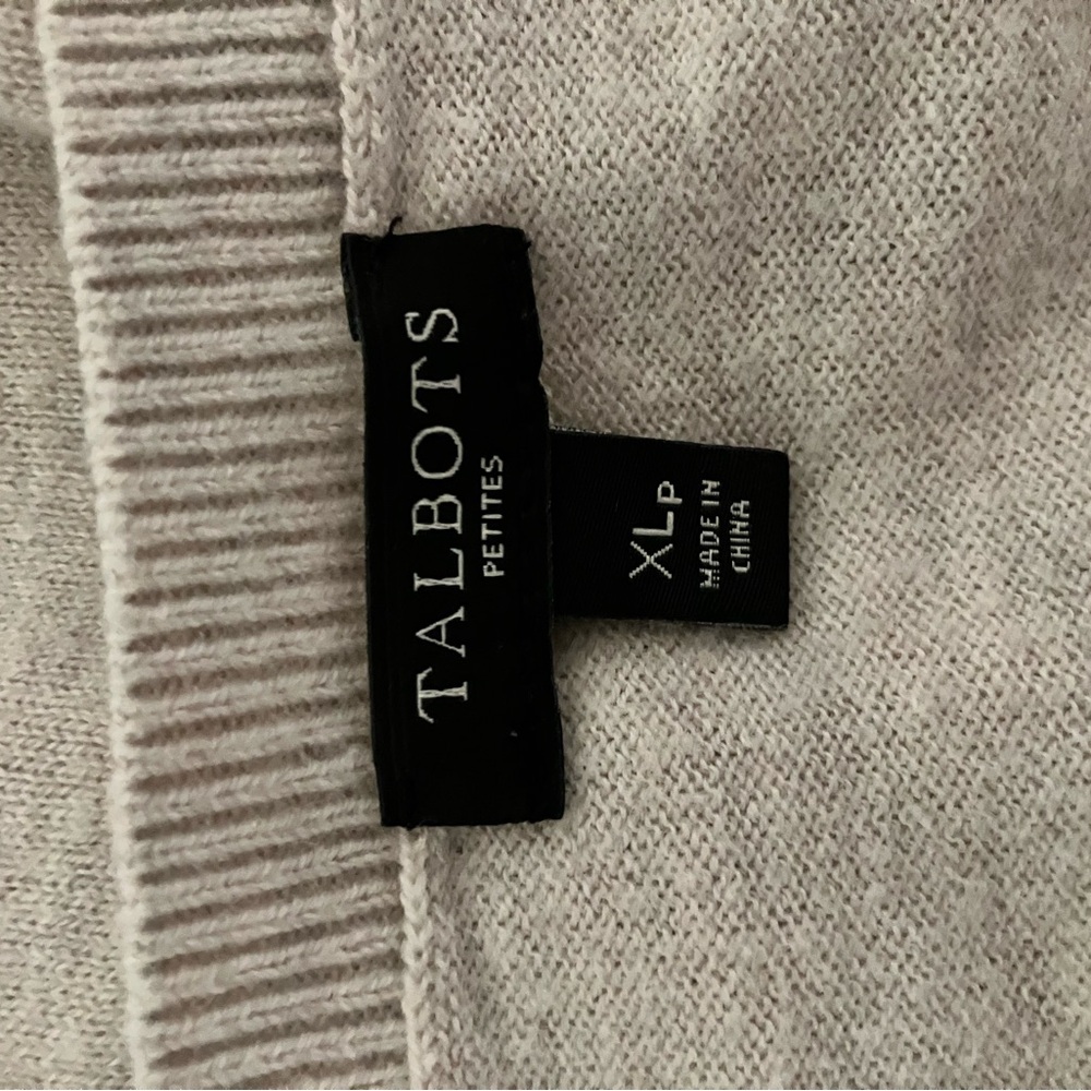 Talbots Beige Sweater with Rabbit Design - Picture 2 of 2